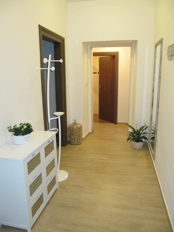 Holiday House Arena Pula Exterior foto
